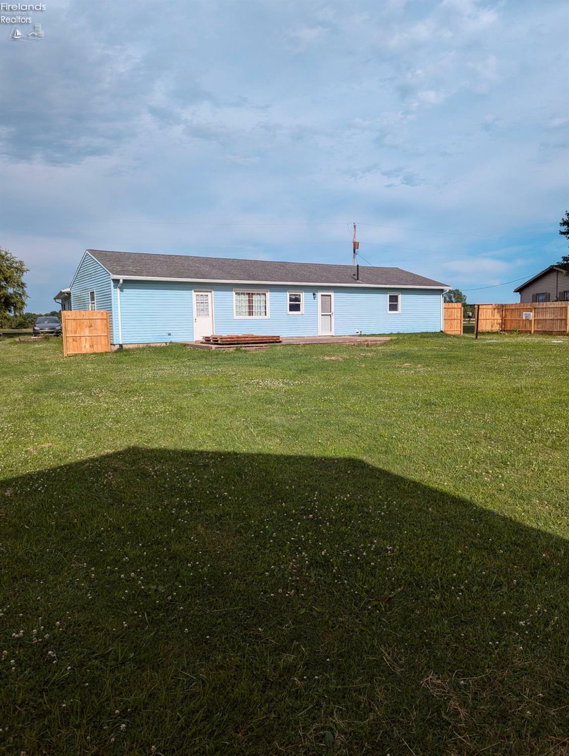 Property Photo:  2410 S County Road 43  OH 44867 