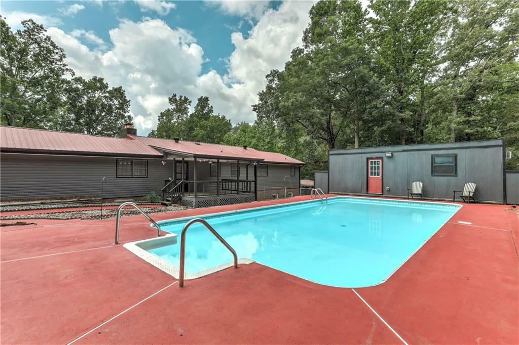 Property Photo:  616 Rich Davis Road  GA 30141 