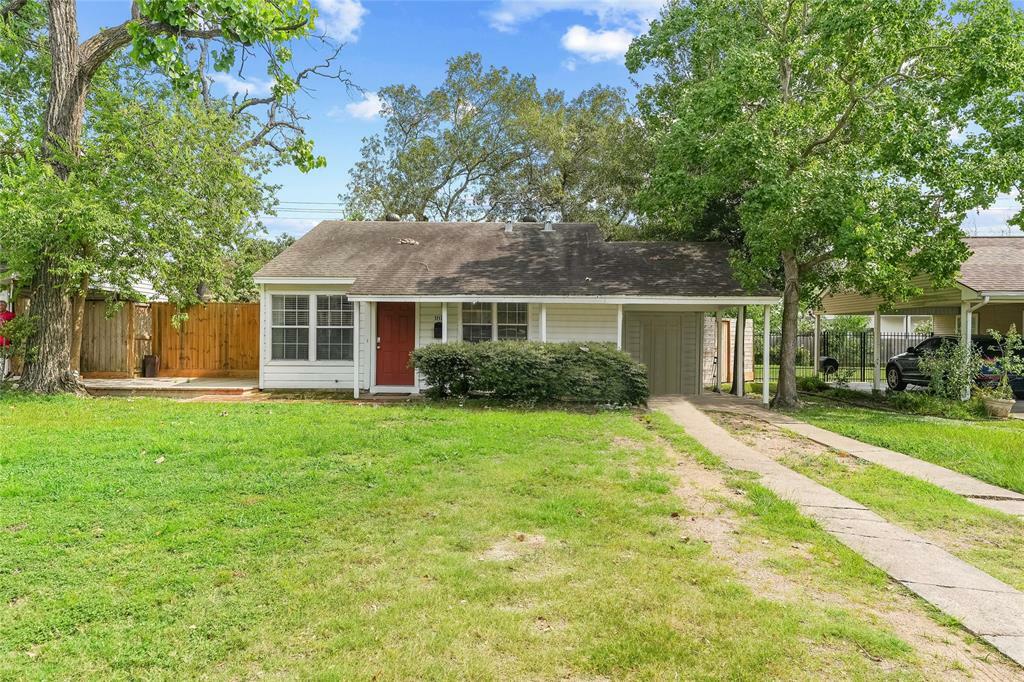 Property Photo:  1811 Du Barry Lane  TX 77018 