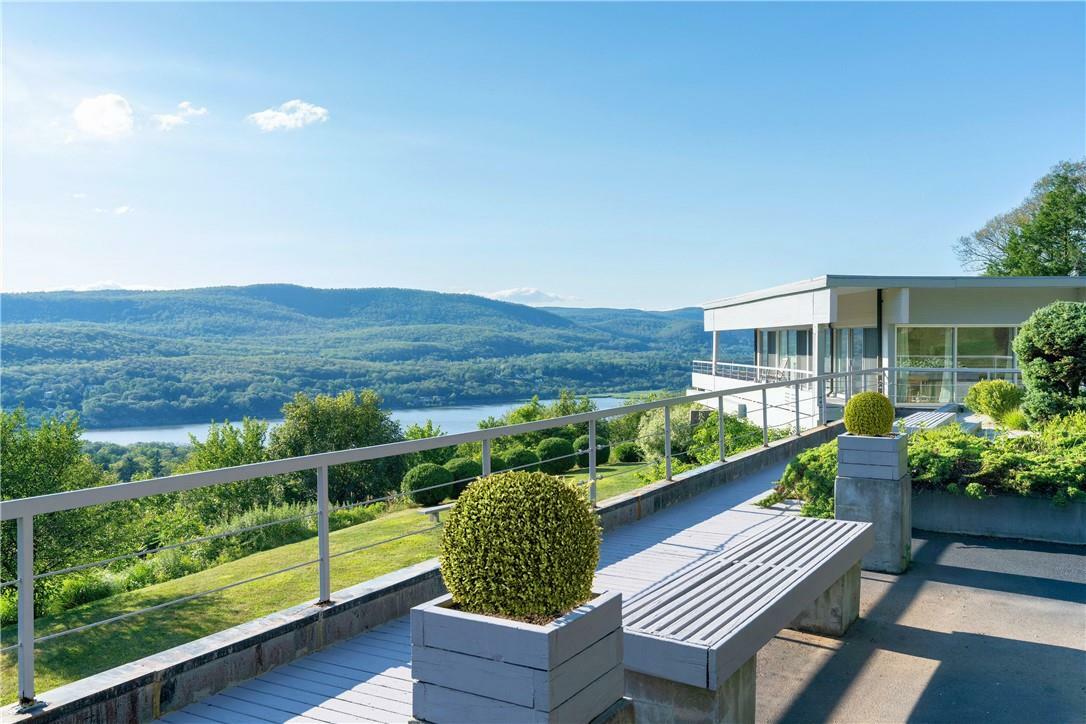 Property Photo:  40 High Ridge Road  NY 10524 