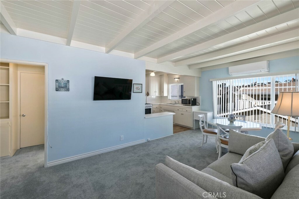 Property Photo:  1510 1/2 Abalone Place  CA 92662 