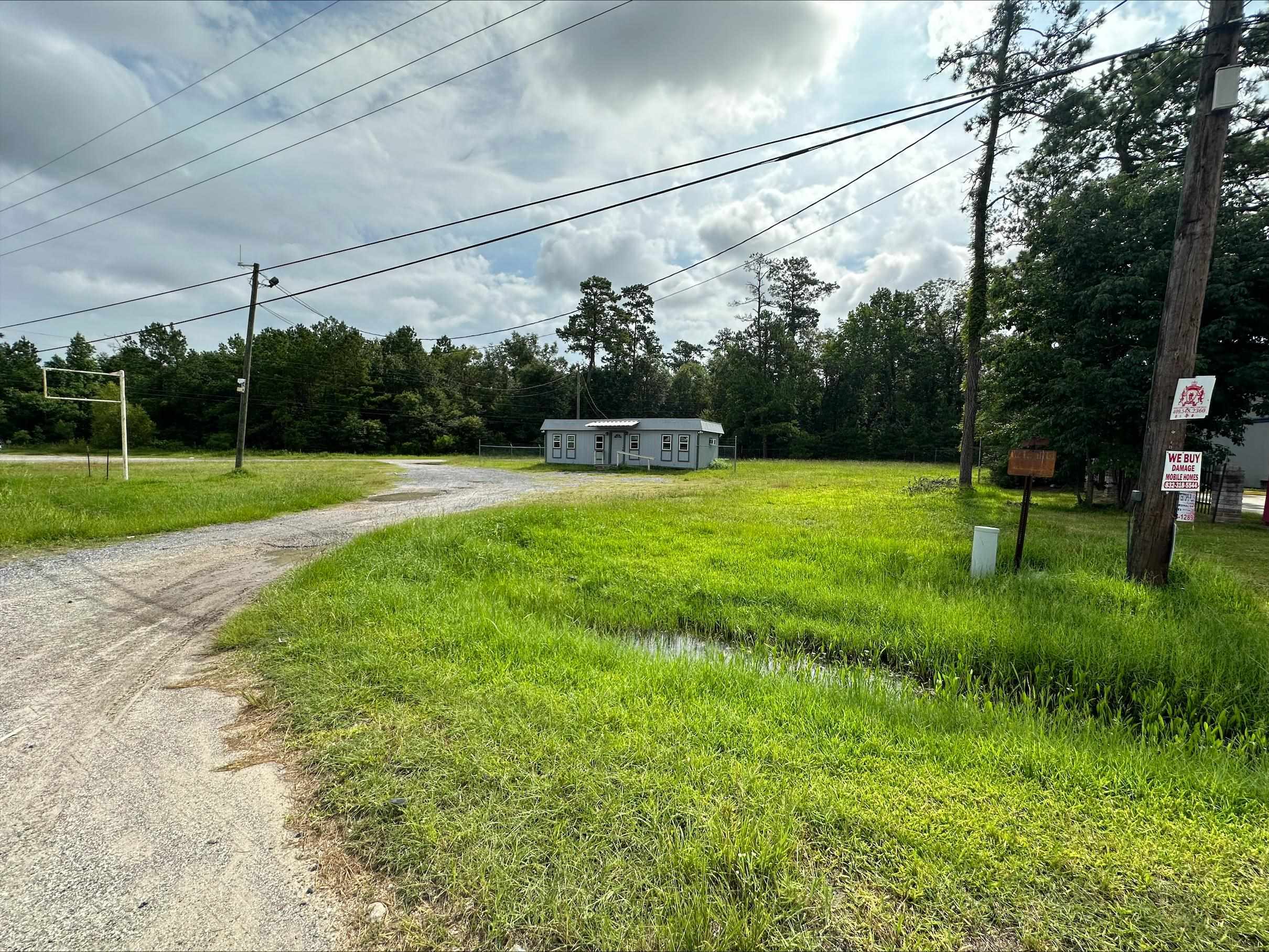 Property Photo:  7798 Hwy 87 N  TX 77632 