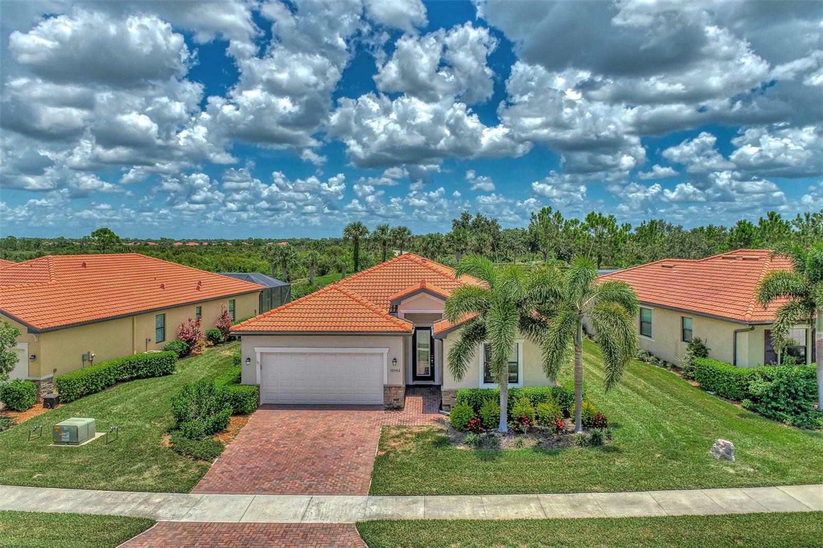 Property Photo:  10546 Medjool Drive  FL 34293 