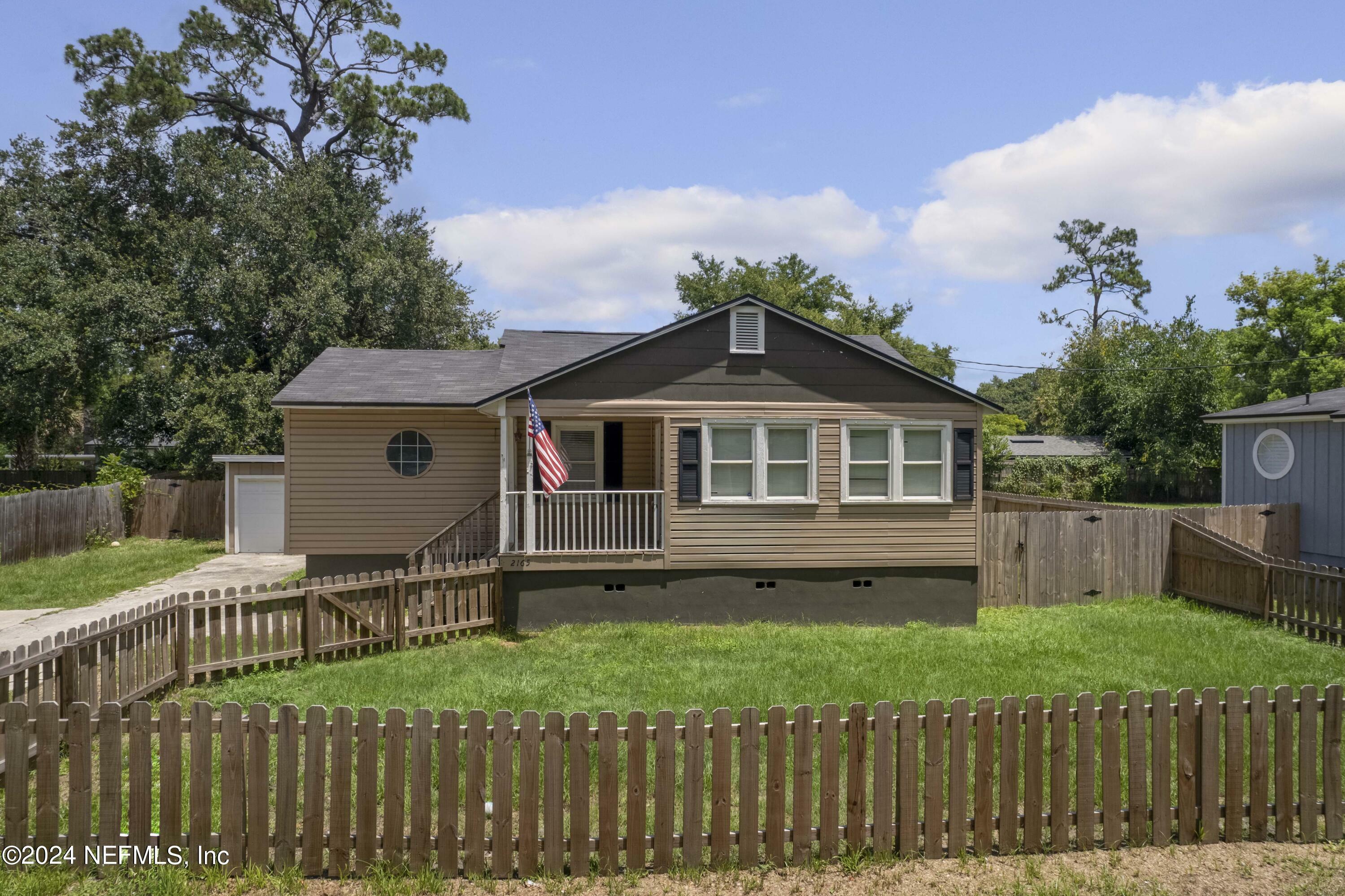 Property Photo:  2165 Sheridan Street  FL 32207 