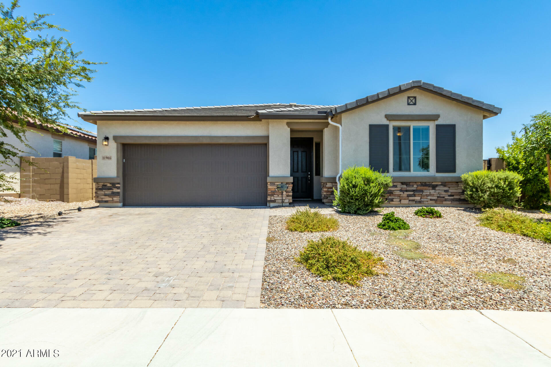 Property Photo:  11905 N 162nd Court  AZ 85379 