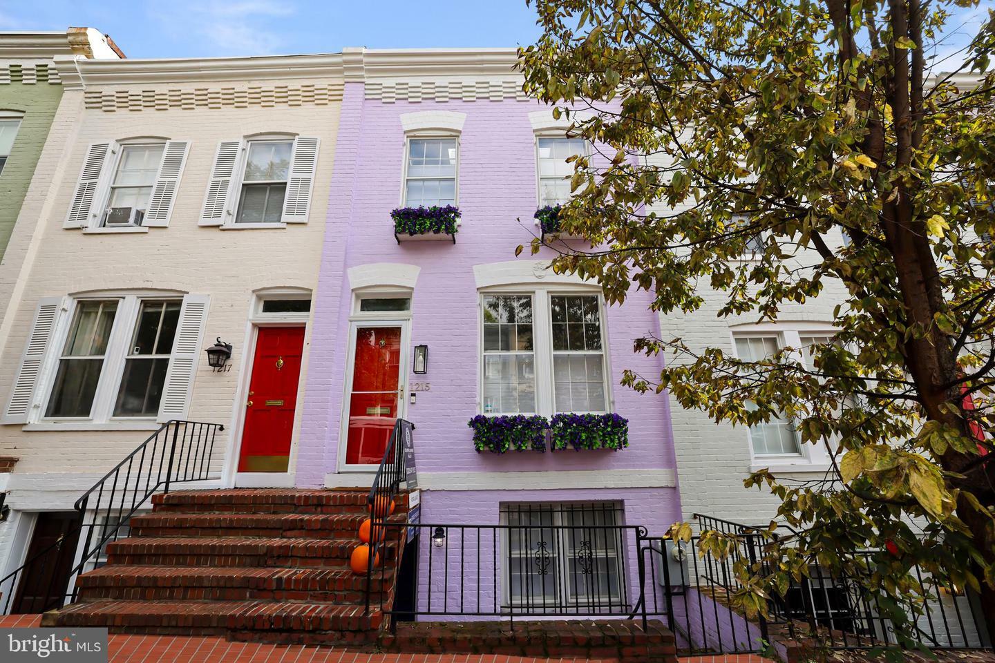 Property Photo:  1215 33rd Street NW  DC 20007 