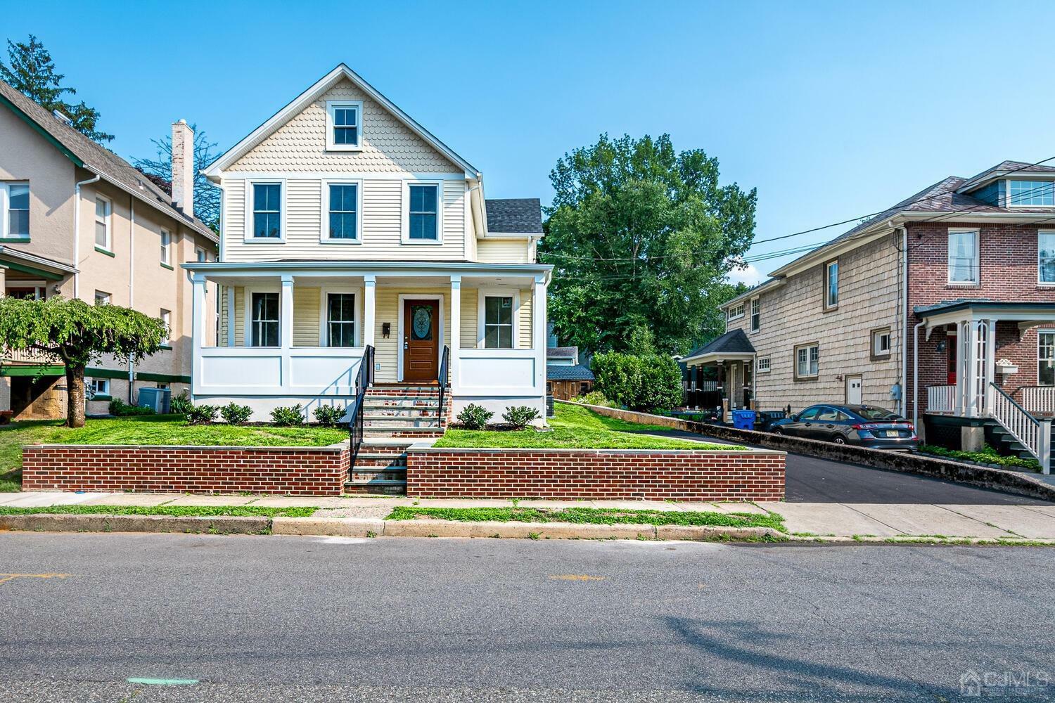 Property Photo:  84 Highland Avenue  NJ 08840 