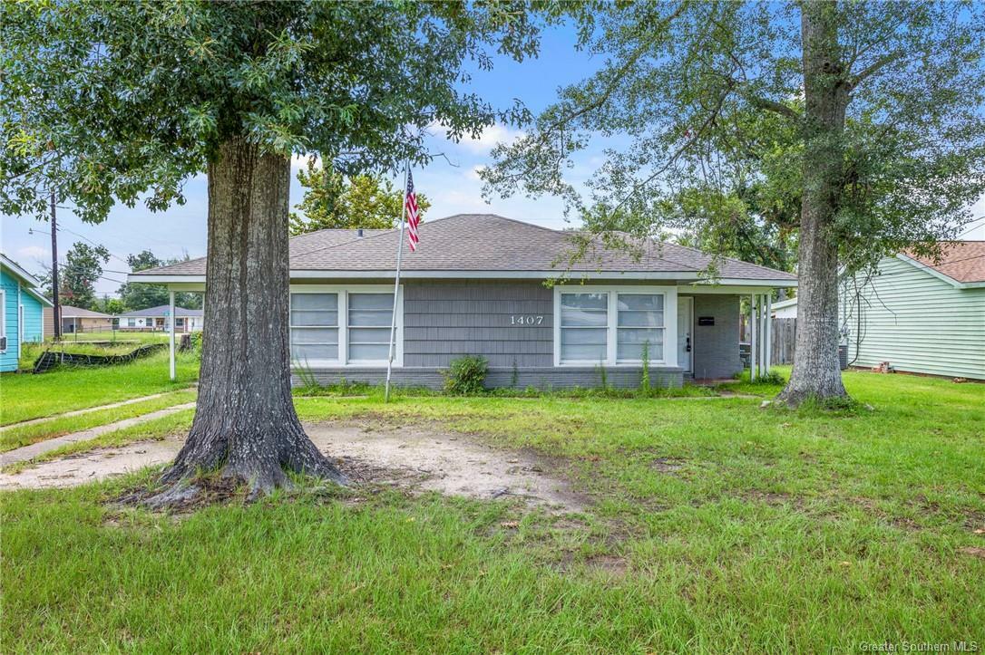 Property Photo:  1407 Arkansas Street  LA 70607 