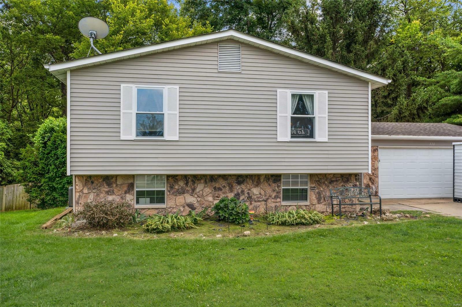 Property Photo:  110 S Joyce Ellen Way  MO 63376 