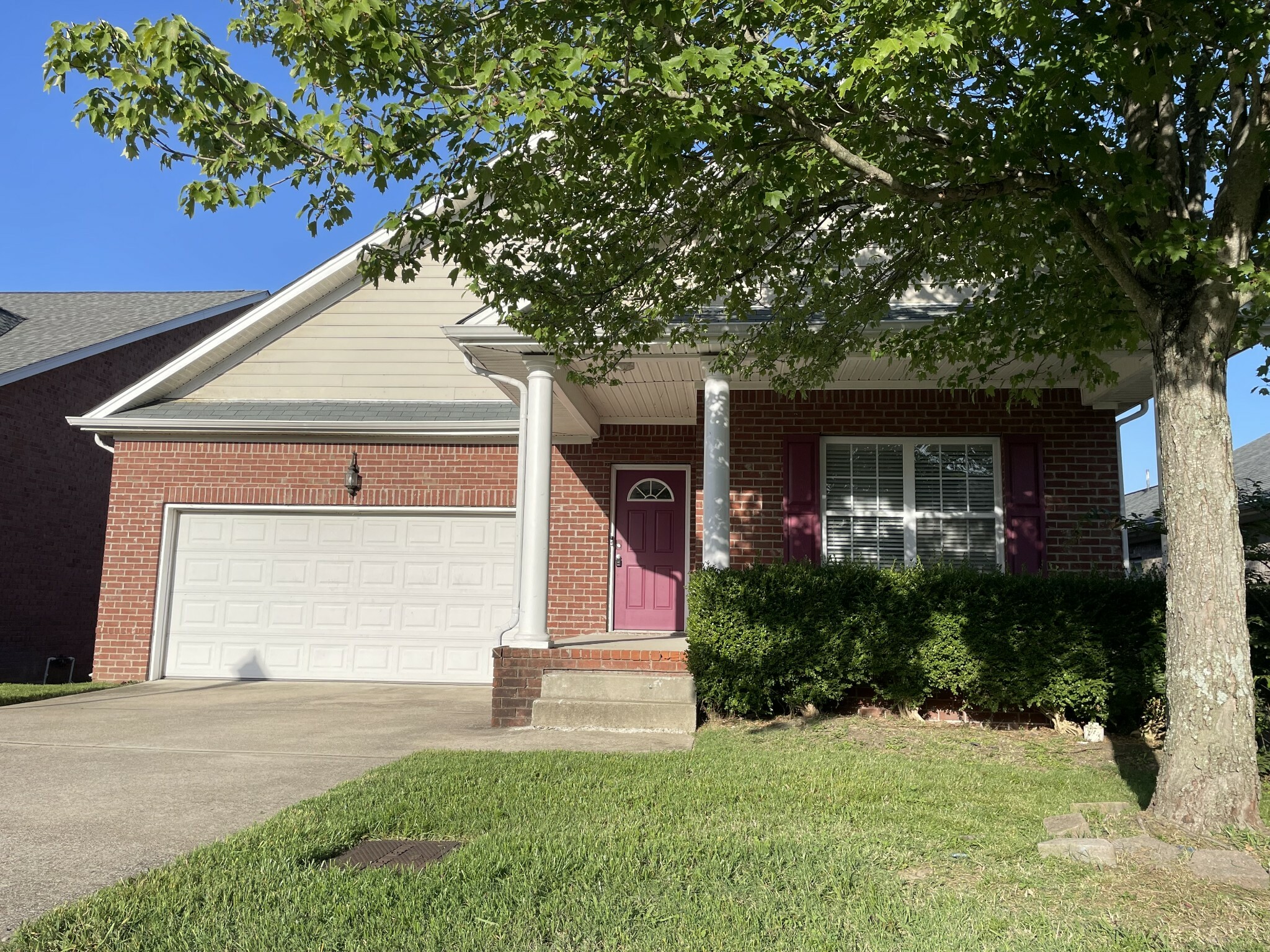 Property Photo:  2180 Branch Oak Trl  TN 37214 