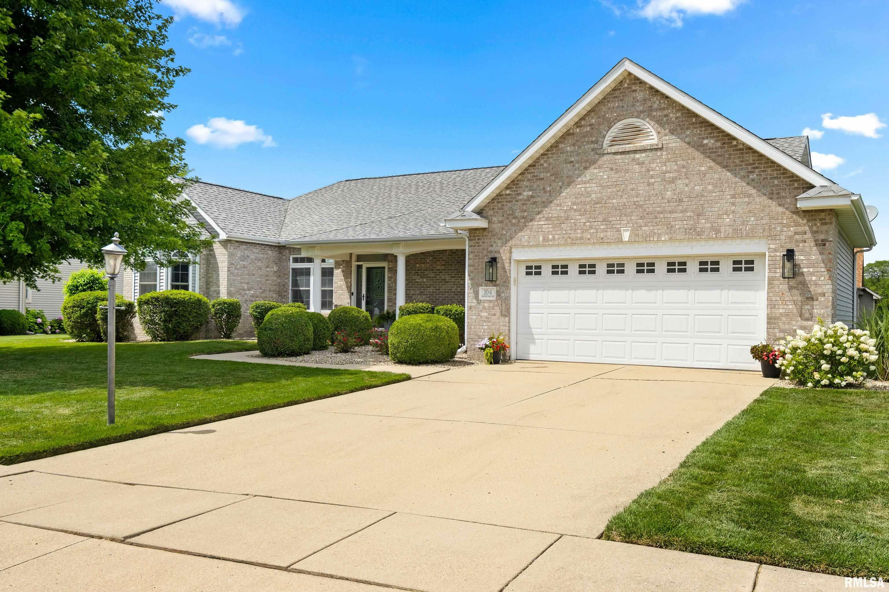 Property Photo:  104 Shannon Hills Drive  IL 61571 