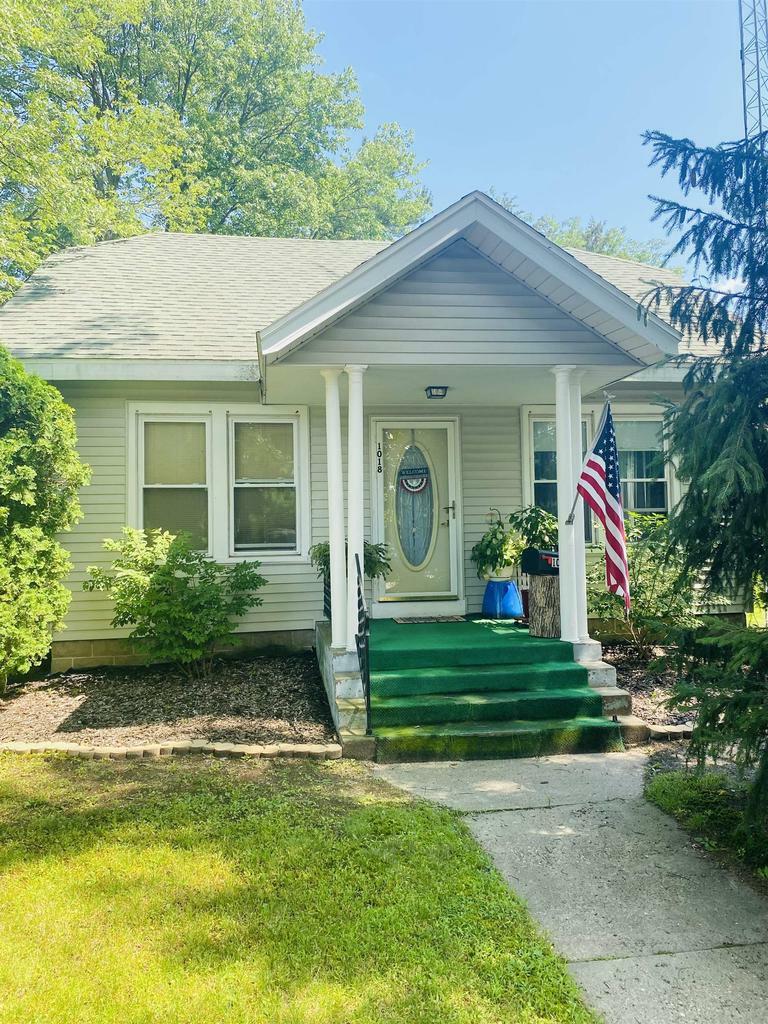 Property Photo:  1018 Elm Street  WI 53965 