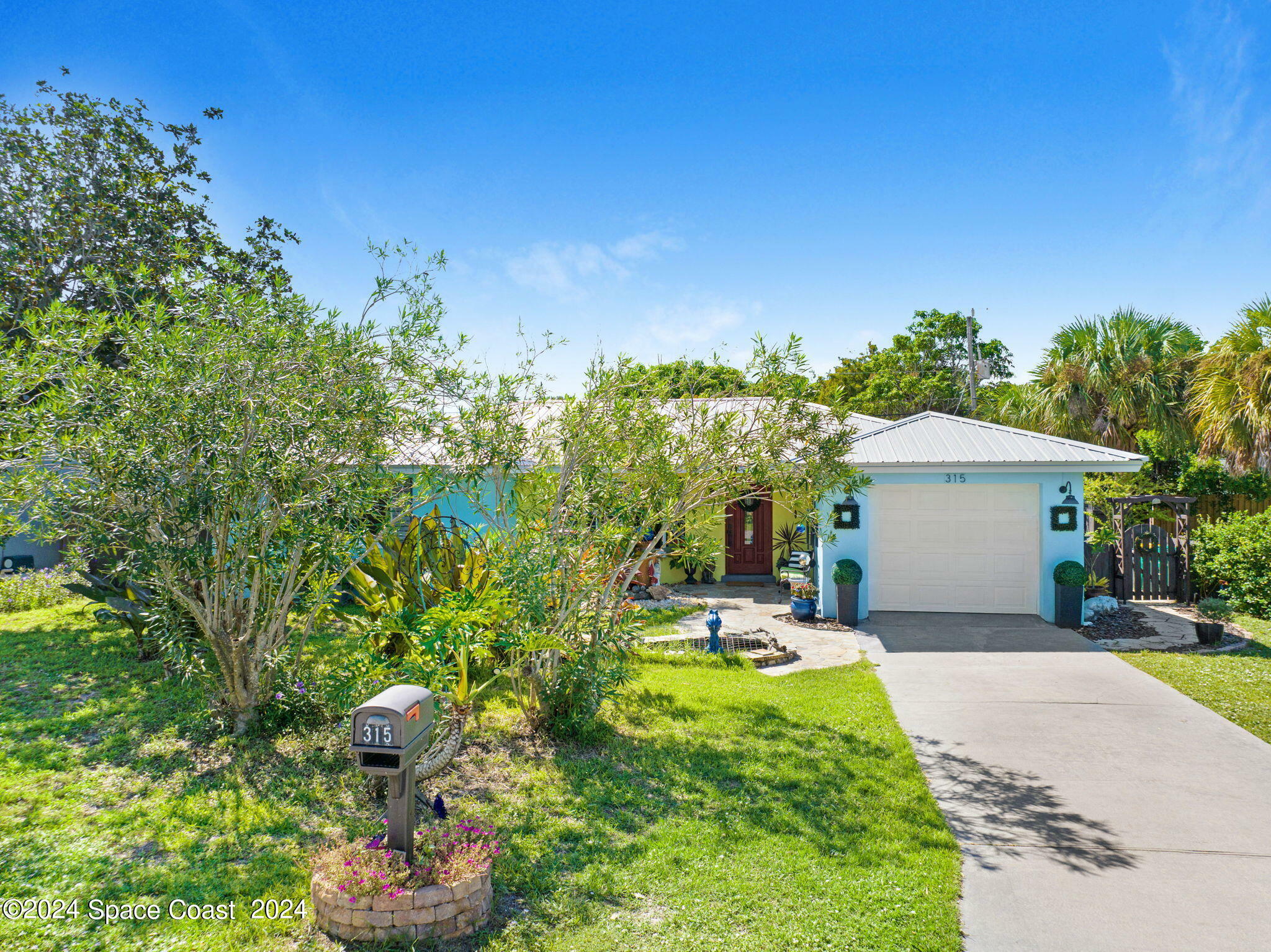 Property Photo:  315 Richards Road  FL 32951 