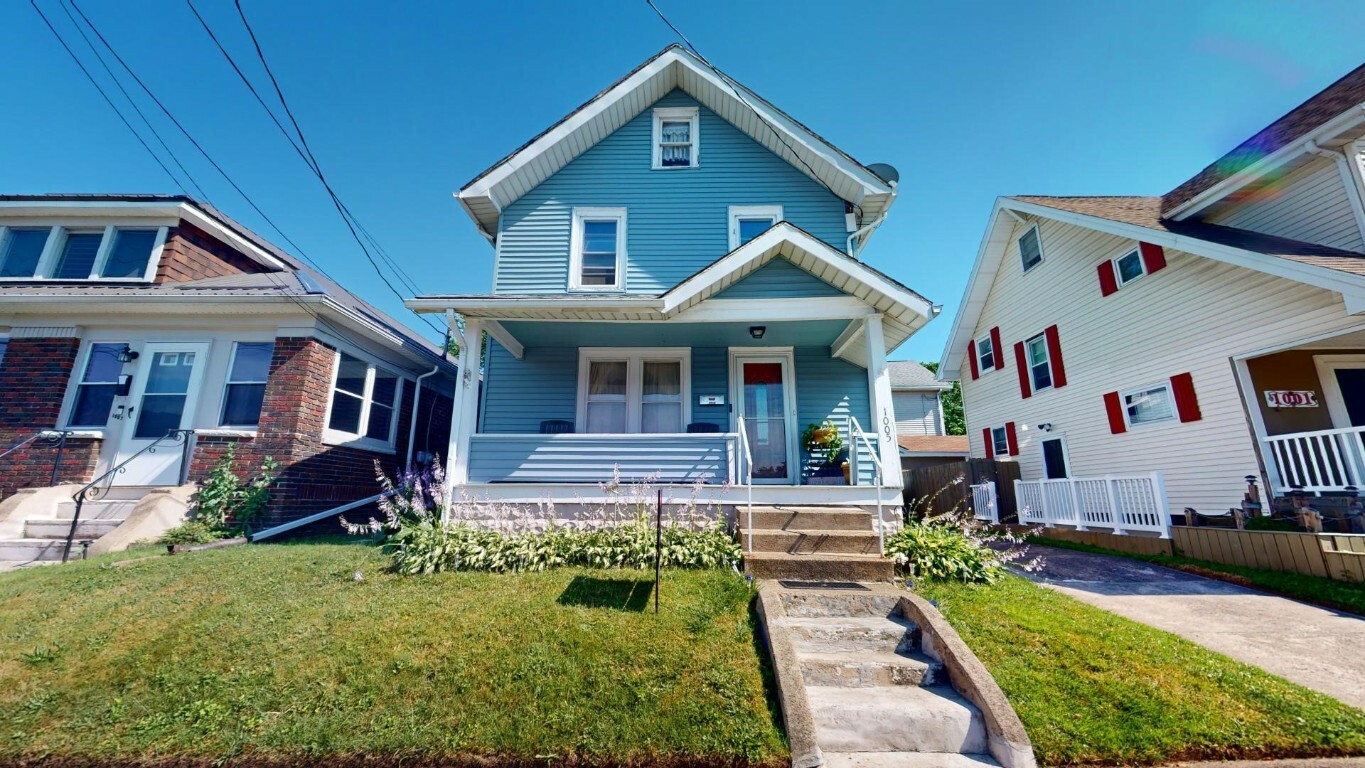 Property Photo:  1005 E 28 Street  PA 16504 