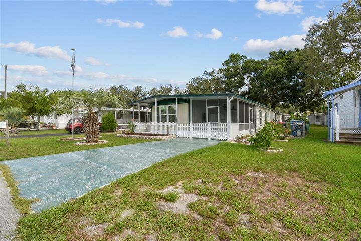 Property Photo:  35005 Romar Street  FL 33523 