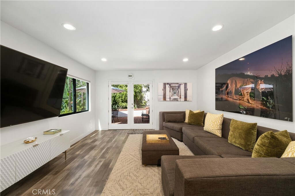 Property Photo:  9811 Portola Drive  CA 90210 