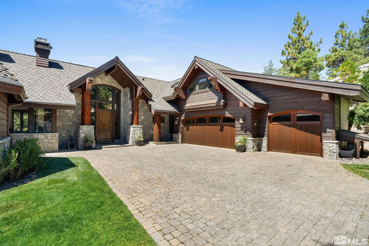 Property Photo: 797 Ida Court NV 89451