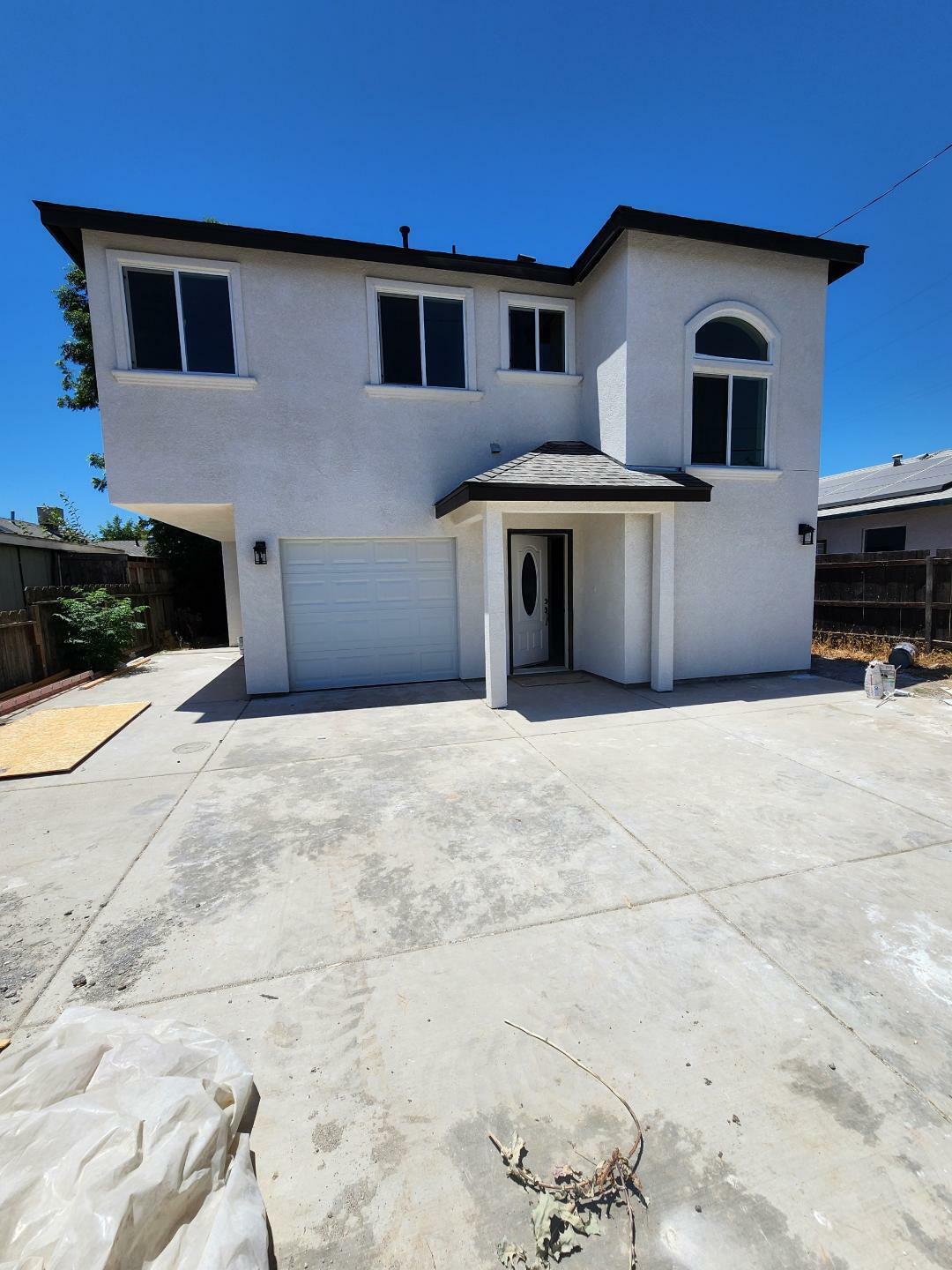 Property Photo:  1703 N Stevenson Street  CA 93291 