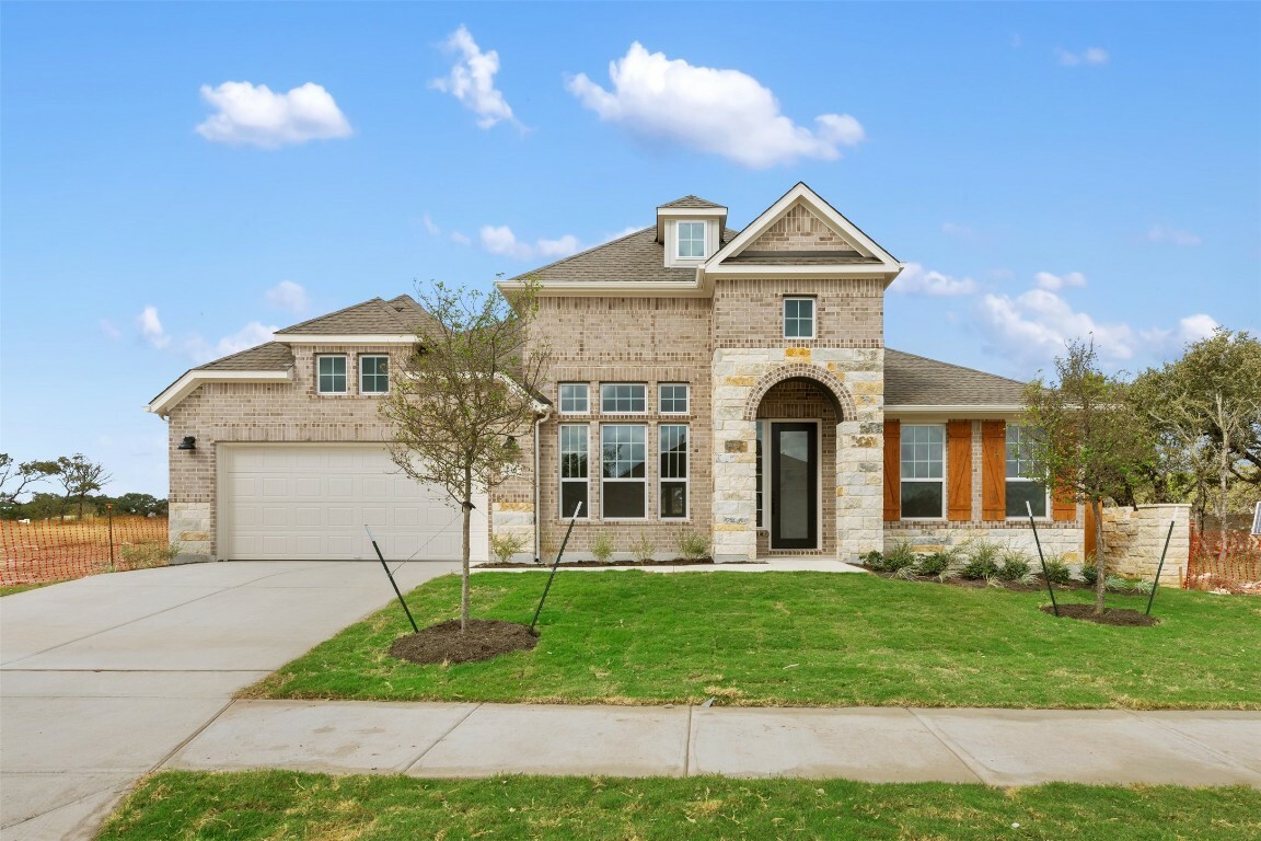 Property Photo: 133 Big Muhly Pass TX 78666