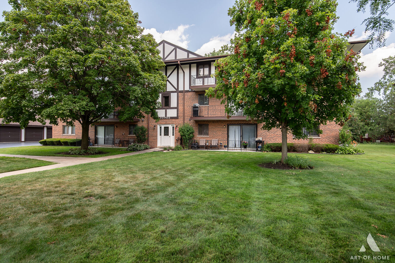 Property Photo:  10985 S 84th Avenue 3C  IL 60465 