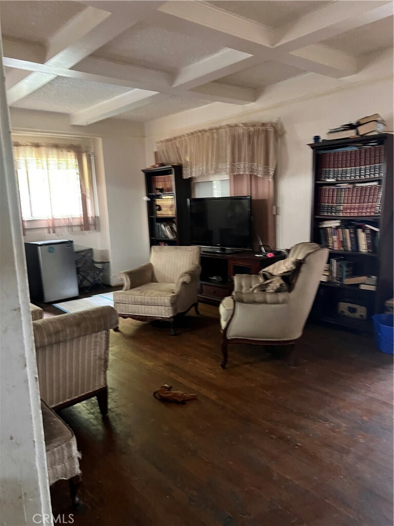 Property Photo: 3798 La Salle CA 90018