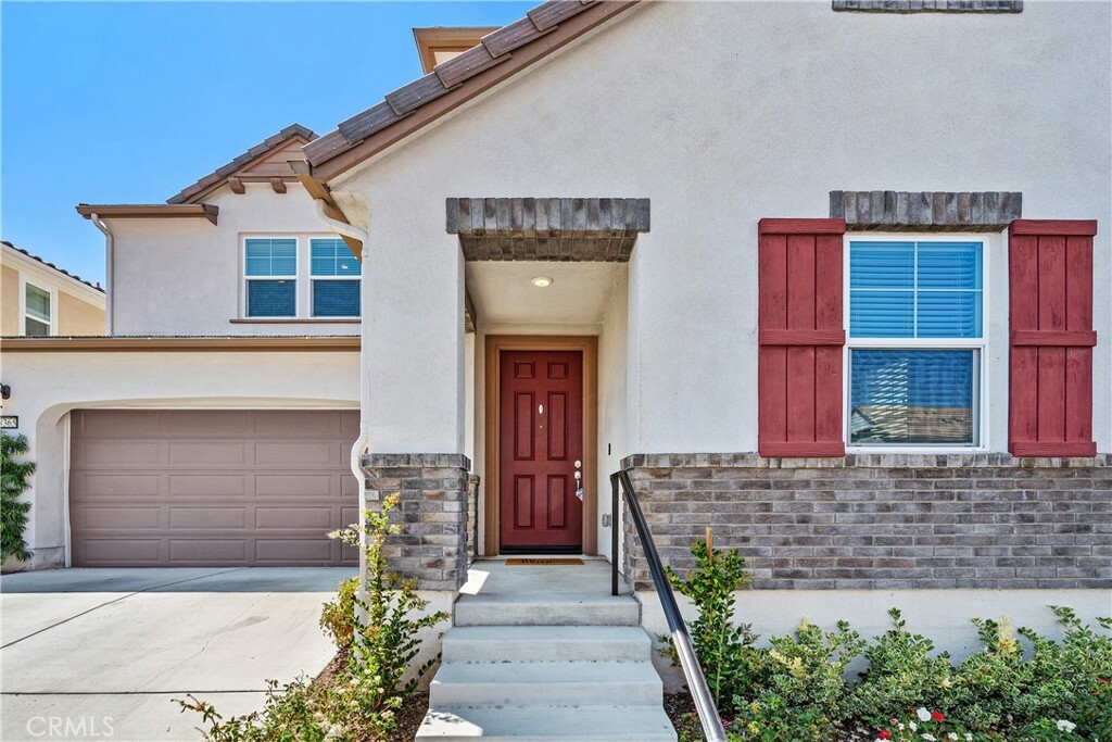 Property Photo:  28365 Vela Way  CA 91354 