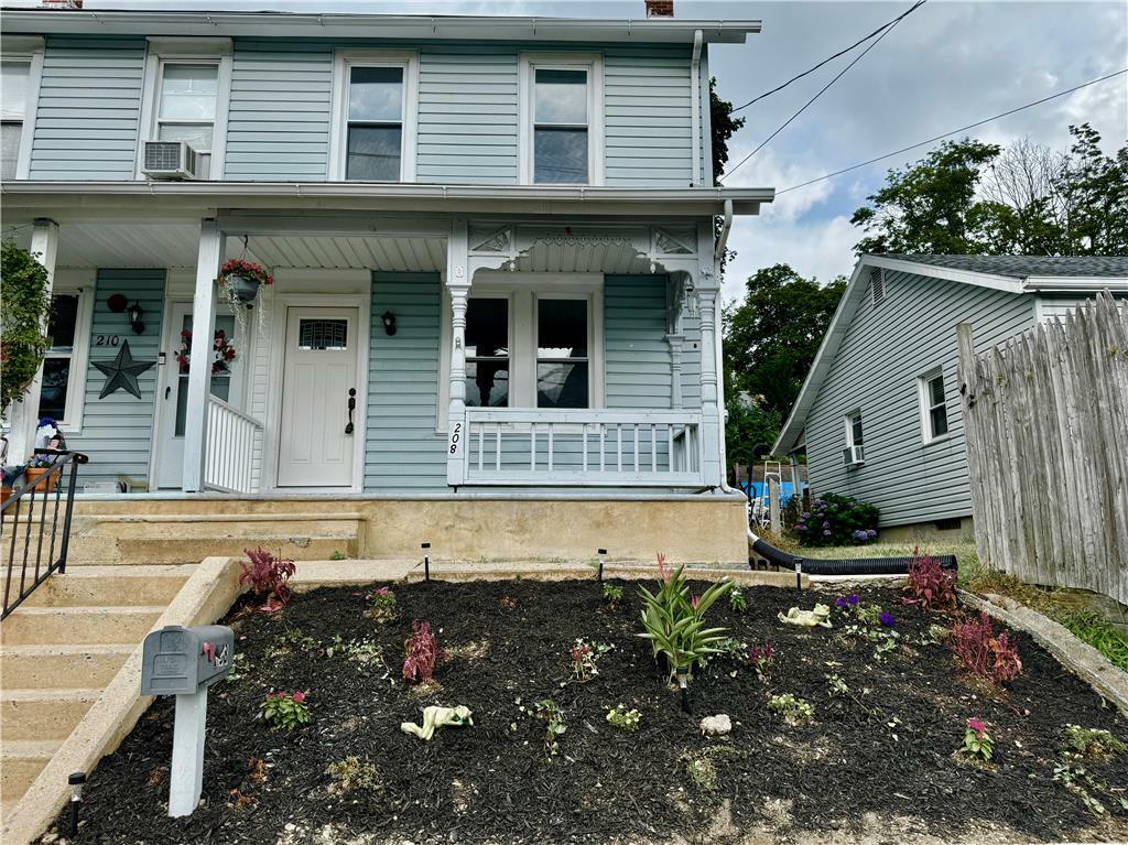 208 South Walnut Street  Slatington Borough PA 18080 photo