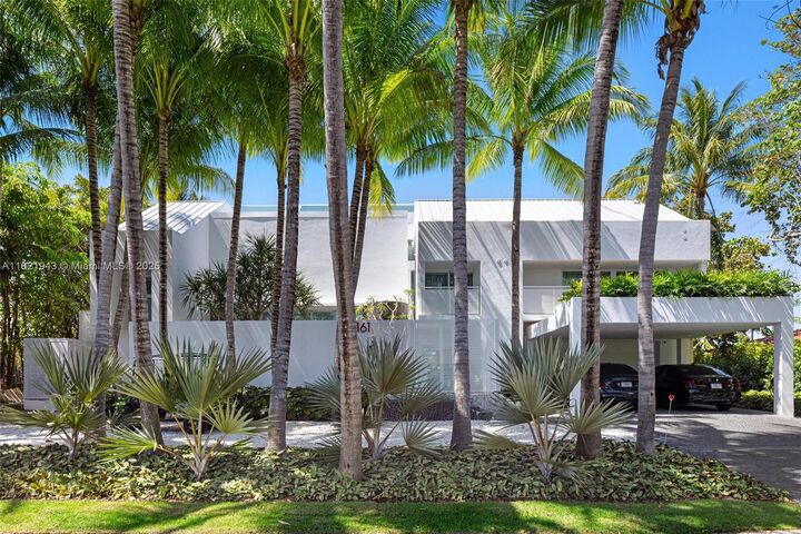 Property Photo:  161 Cape Florida Dr  FL 33149 