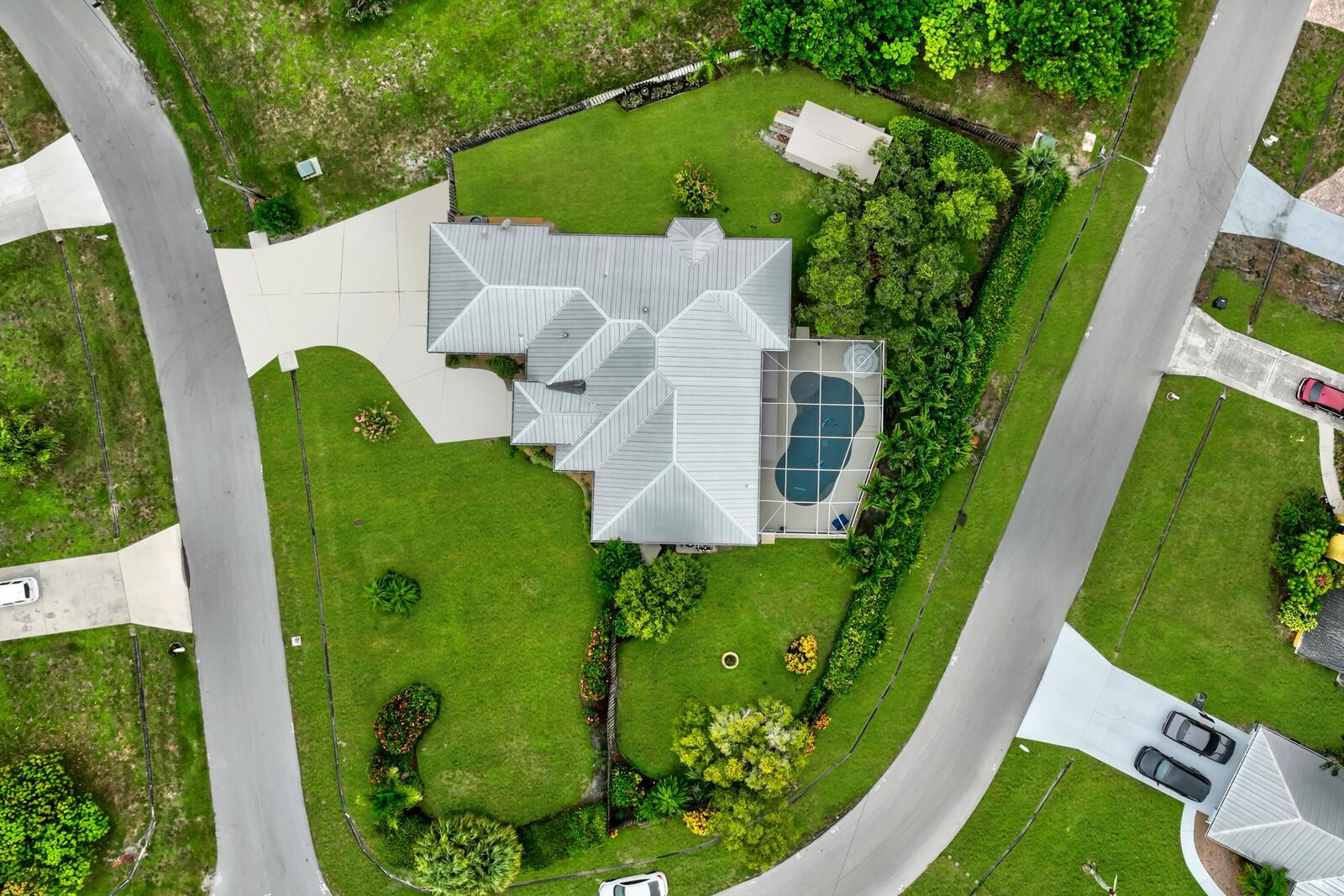 Property Photo:  2193 SE Dolphin Road  FL 34952 