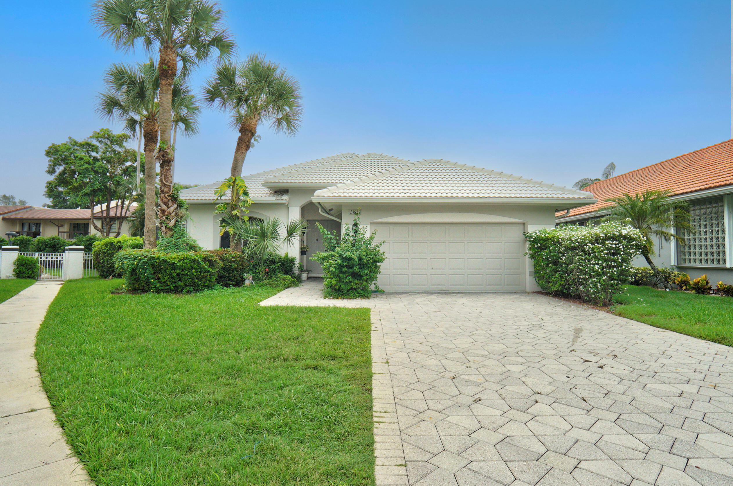 Property Photo:  21652 Hammock Point Drive  FL 33433 