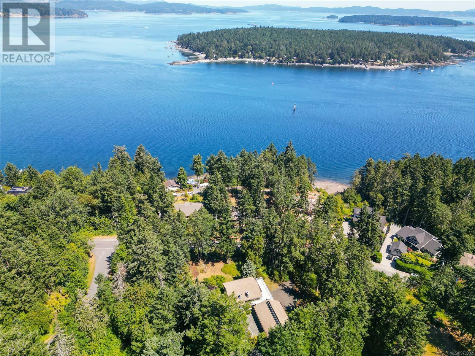 Property Photo:  1661 Lands End Road  BC V8L 5L5 