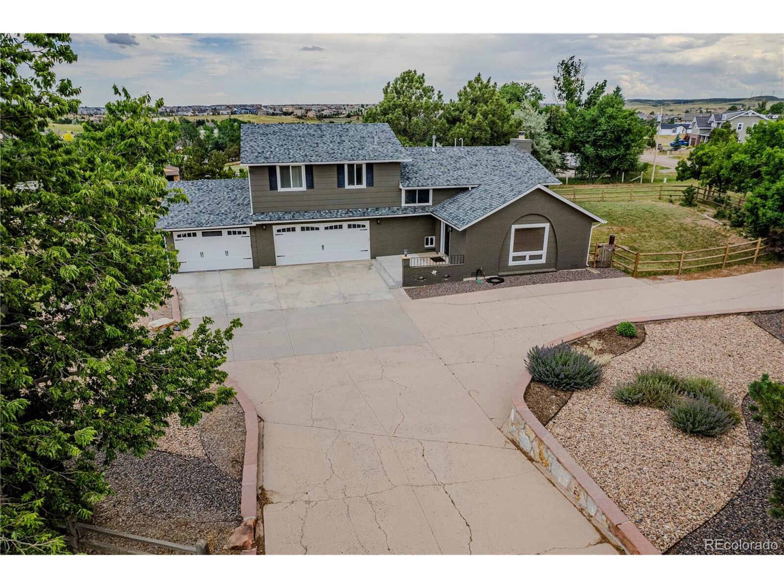 Property Photo:  3234 Cottonwood Ave  CO 80134 