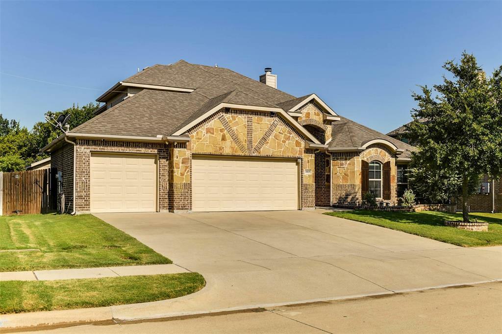 Property Photo:  5809 Yellow Rose Court  TX 76065 