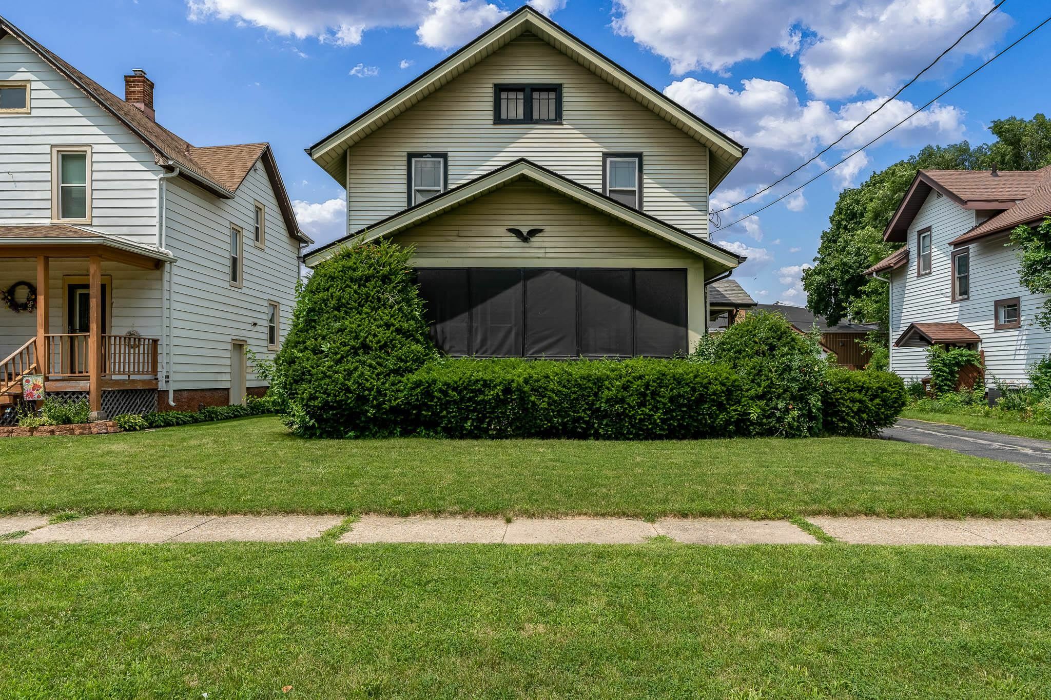 Property Photo:  1326 Boilvin Avenue  IL 61103 