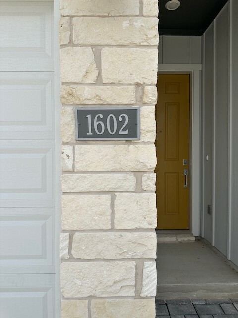 Property Photo:  1020 Vista View Drive 1602  TX 78626 