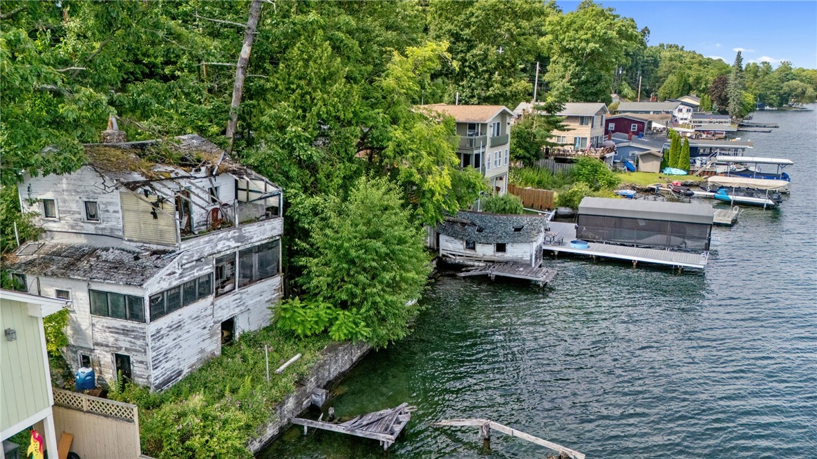 Property Photo:  10504 W Lake Road  NY 14840 