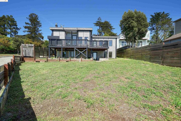Property Photo:  921 Clark Place  CA 94530 