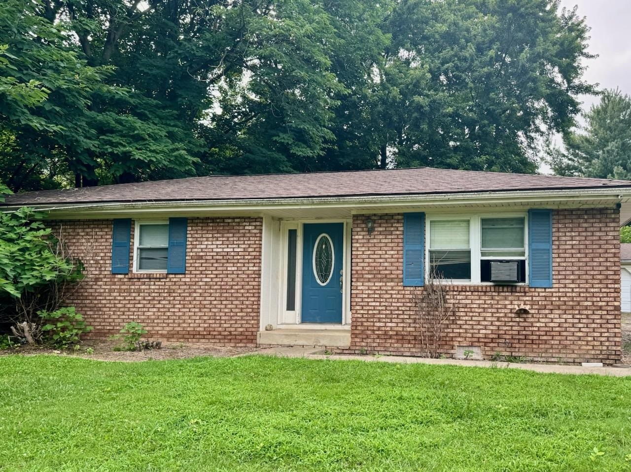 Property Photo:  615 Vayden St  KY  