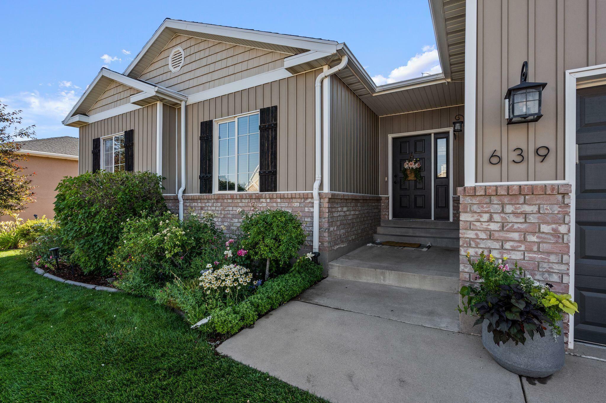 Property Photo:  639 S Legacy Park Ave  UT 84720 