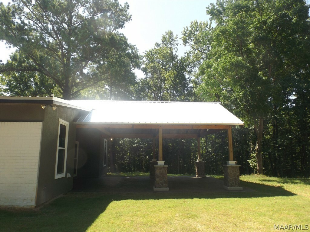 Property Photo:  4076 Highway 94 Highway  AL 36069 