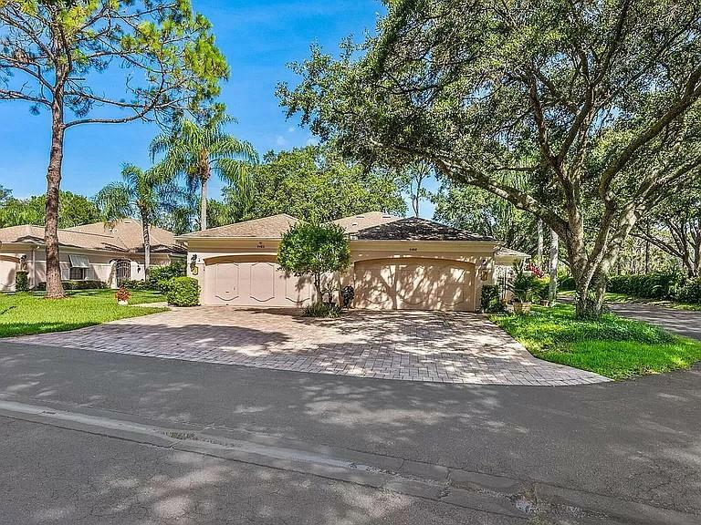 5462 Chanteclaire 65  Sarasota FL 34235 photo