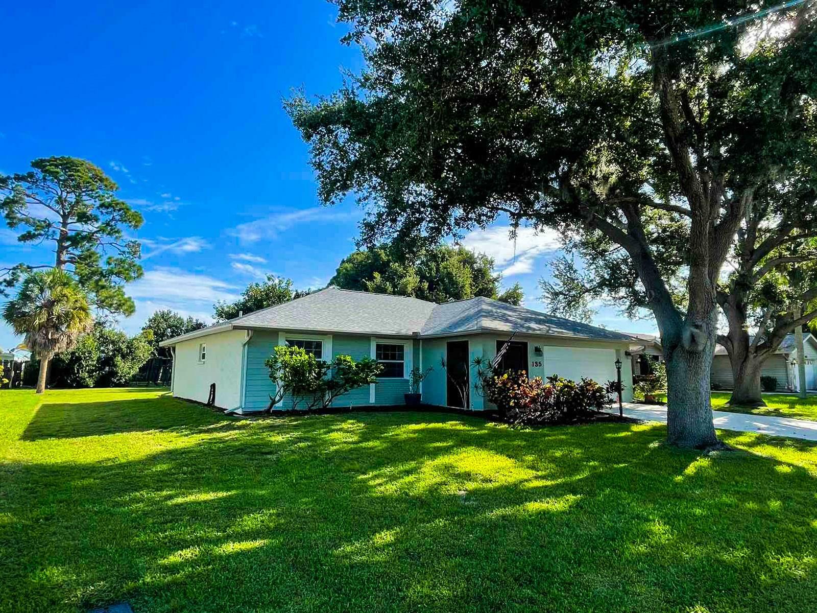 Property Photo:  135 Shady Pine Lane  FL 34275 