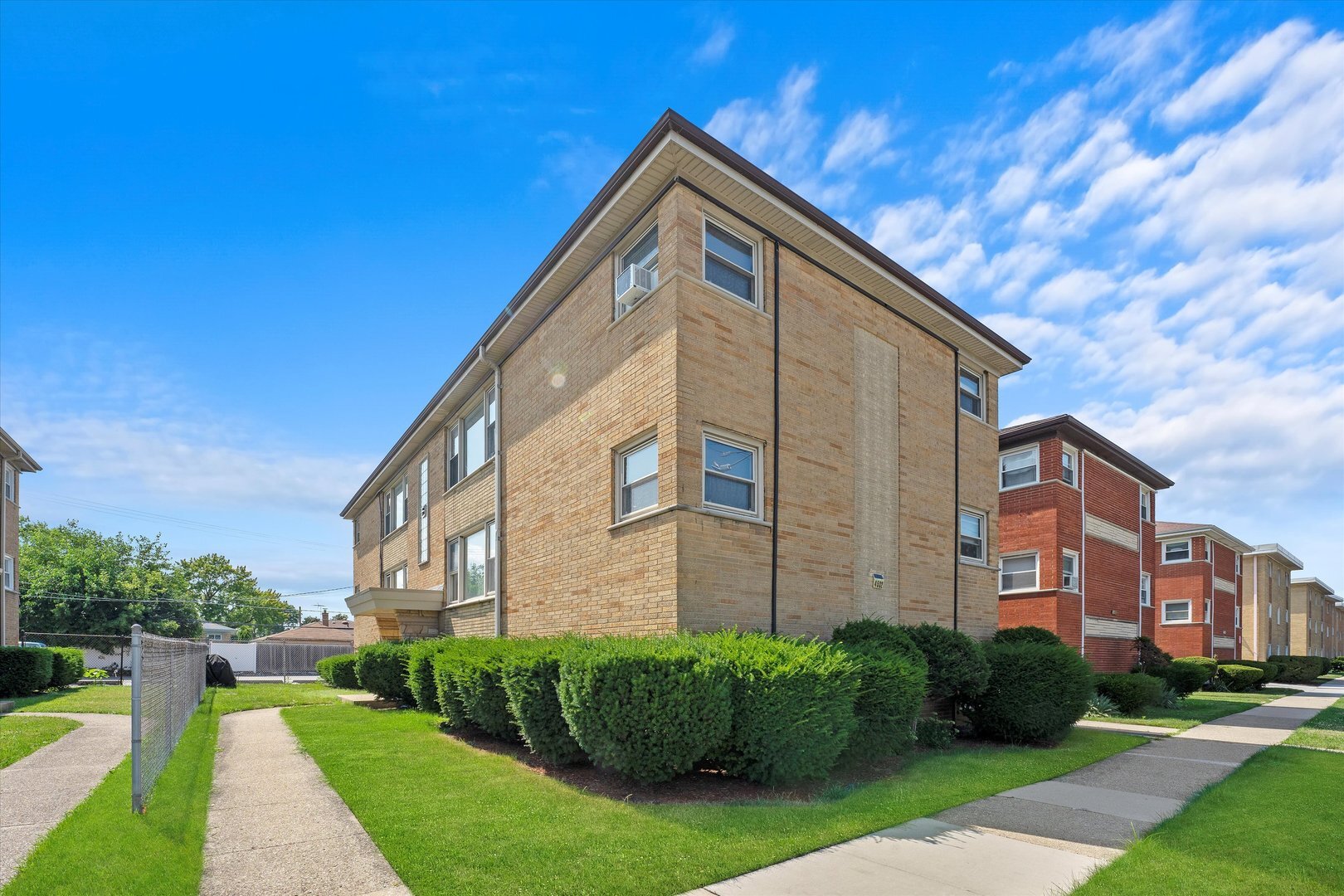 Property Photo: 4532 River Road Gw IL 60176