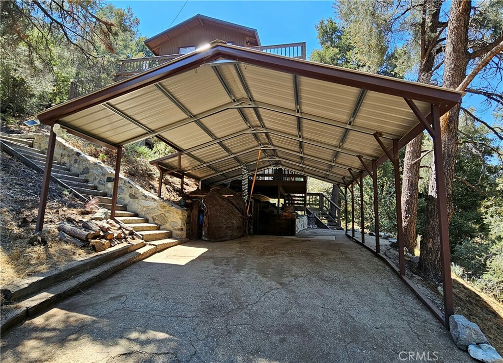 Property Photo:  2204 Tirol Drive  CA 93225 