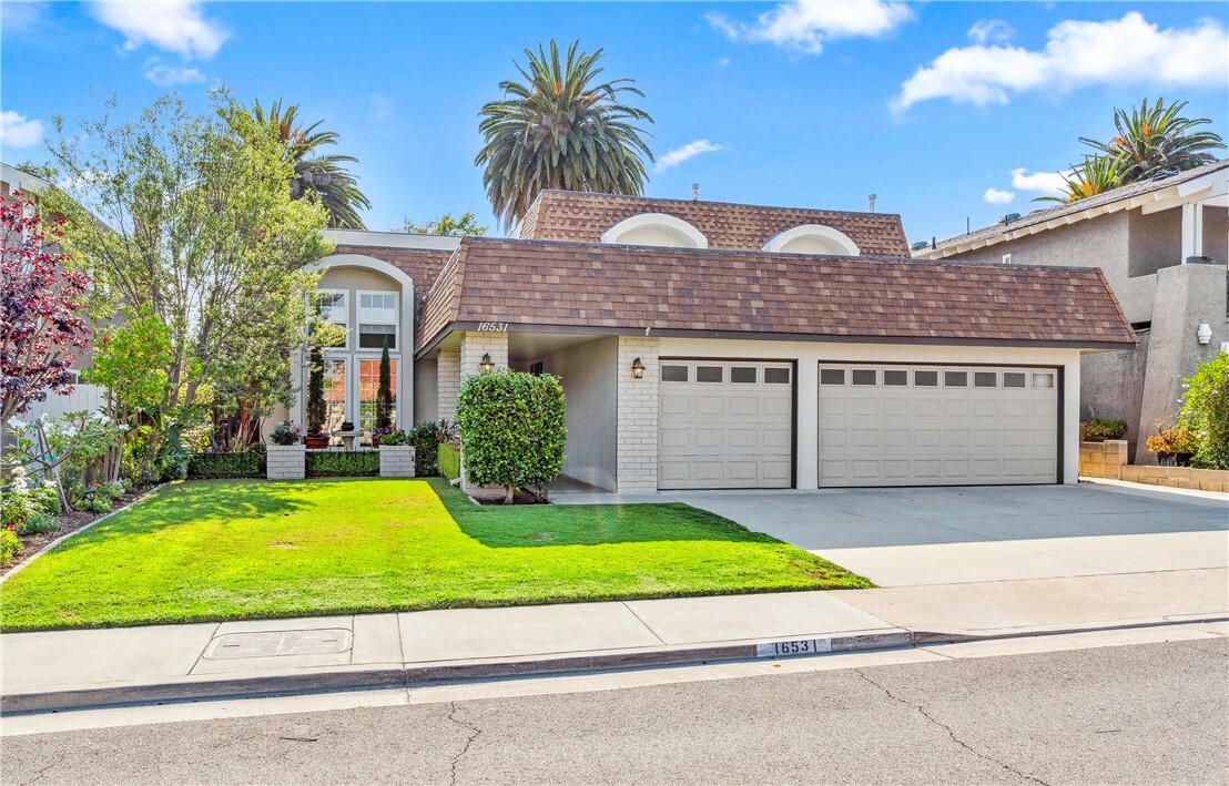 Property Photo:  16531 Charleyville Circle  CA 92649 