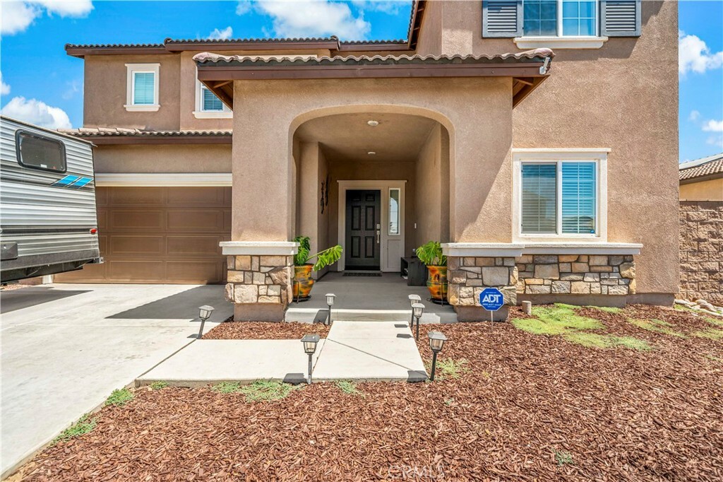 Property Photo:  31156 Scrub Jay Road  CA 92596 