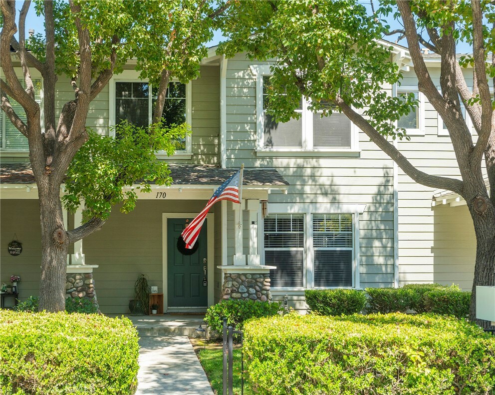 Property Photo:  170 S Olive Street  CA 92805 