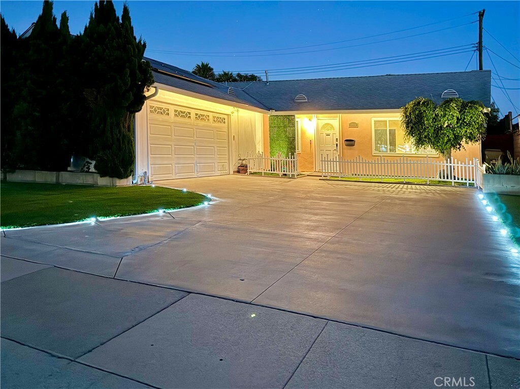 Property Photo:  6422 Larkspur Circle  CA 92647 