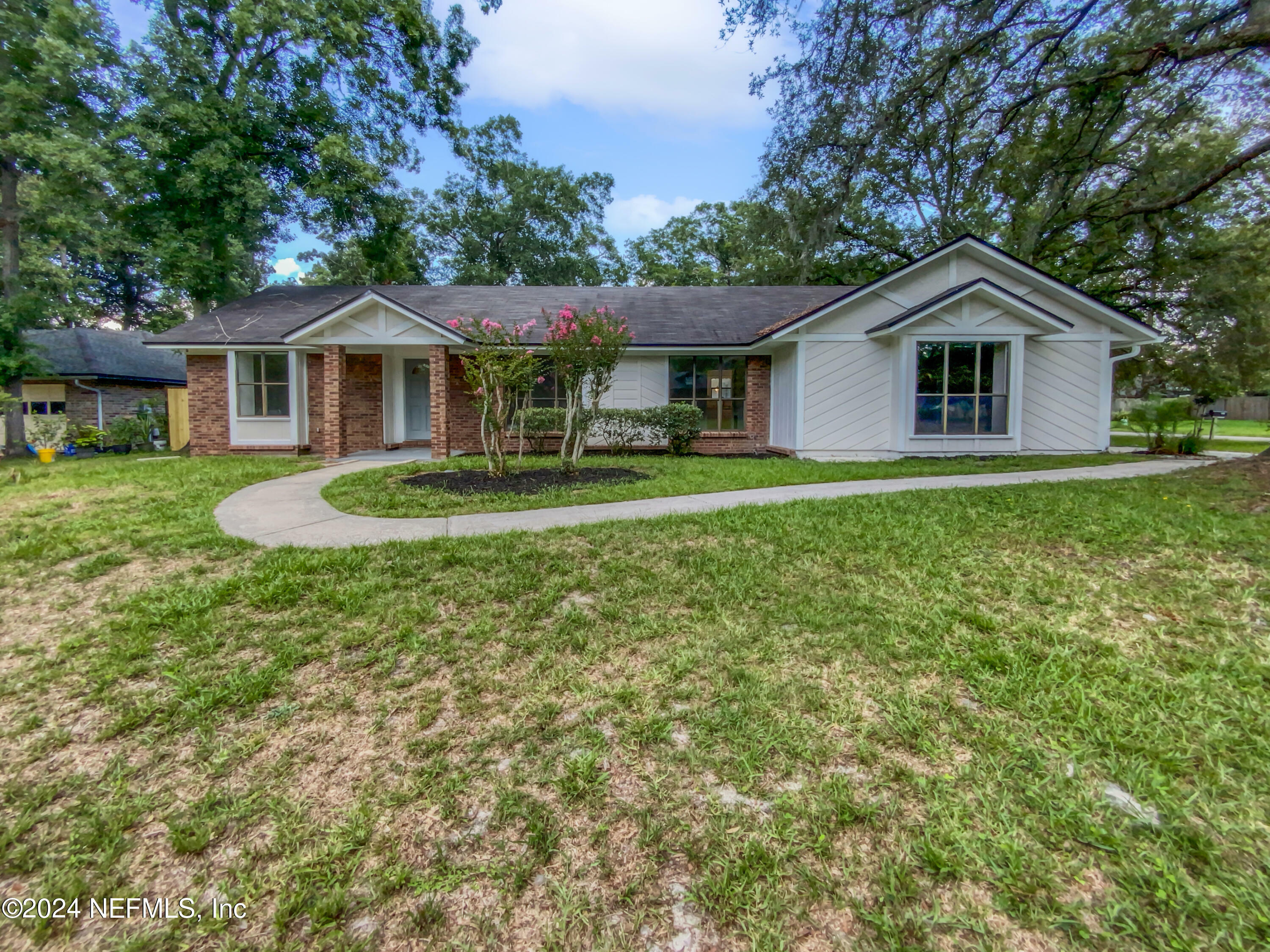 Property Photo:  651 San Clementi Drive  FL 32003 