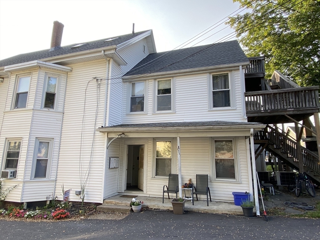 Property Photo: 7 Home St MA 01915